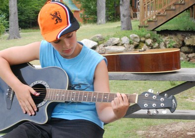 boy-guitar
