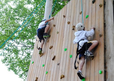 boys-climbing-wall