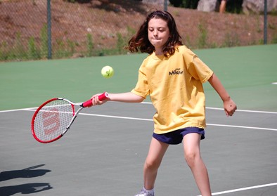 girl-tennis